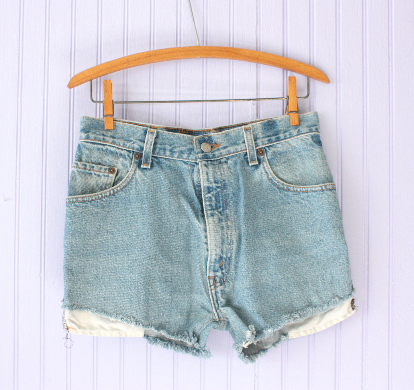 LEVI'S shorts light wash Size 2 (XS)