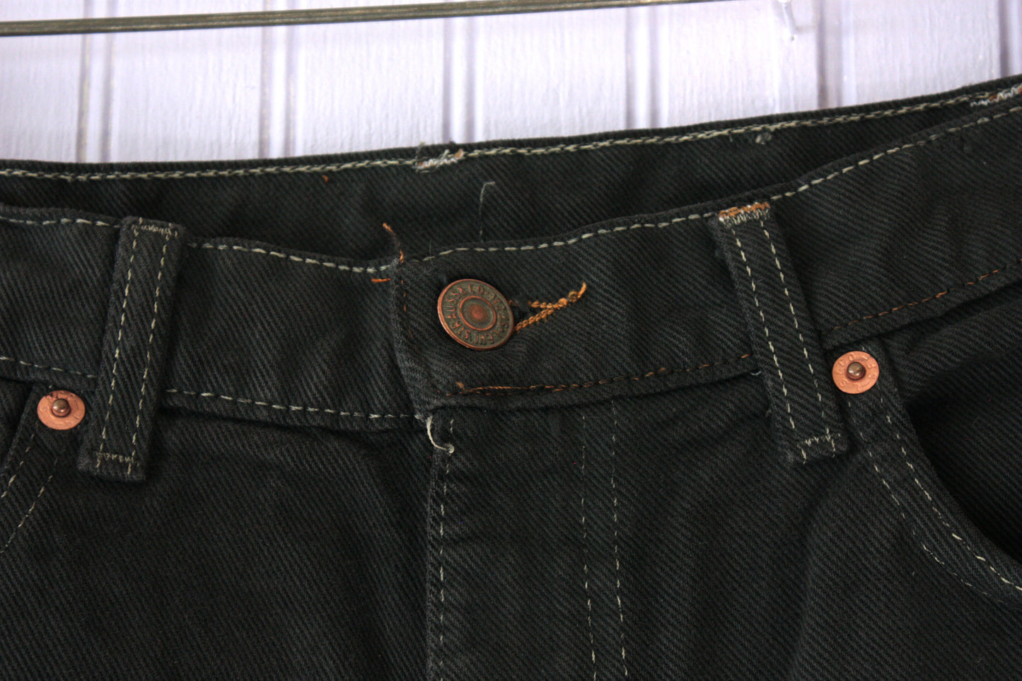 LEVI'S Black shorts size 2 (S)