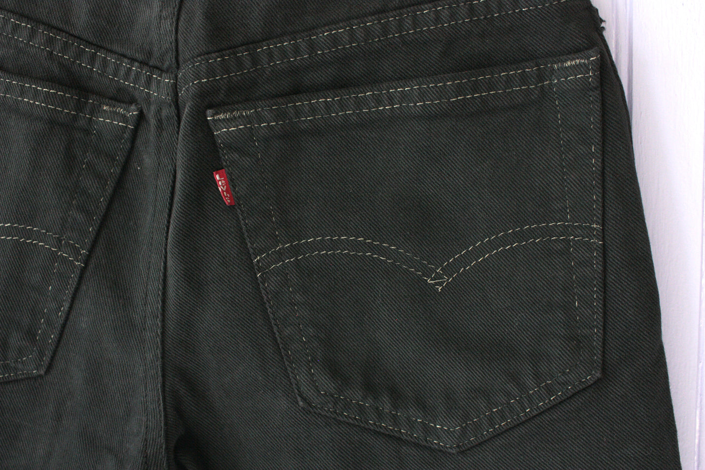 LEVI'S Black shorts size 2 (S)